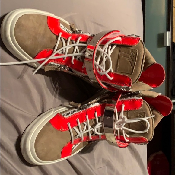 Giuseppe zanotti - Picture 1 of 4